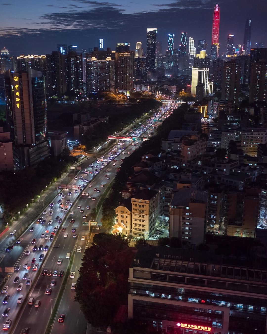 Dusk traffic